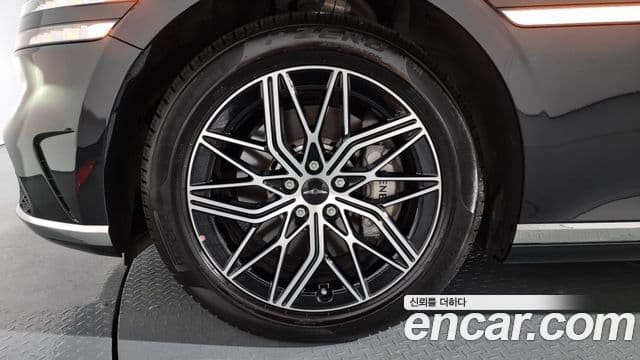 Genesis G90 (RS4) бензин 3.5 турбо 2WD, 2023 все фото