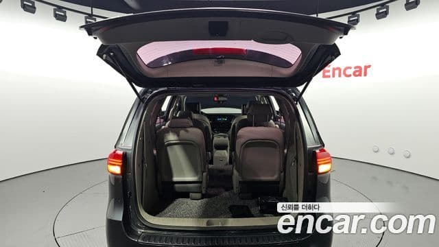 Kia All New Carnival Luxury, 2015 20