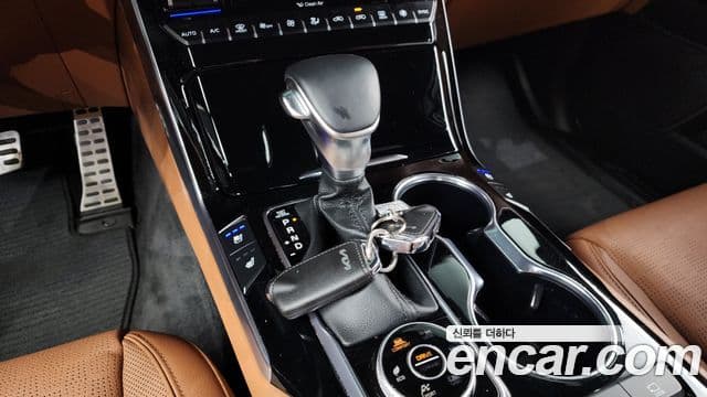 Kia Mohave The / новый Master Platinum, 2023 9