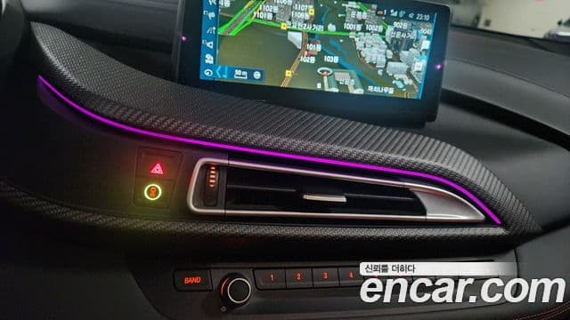 BMW i8 Roadster, 2019 10