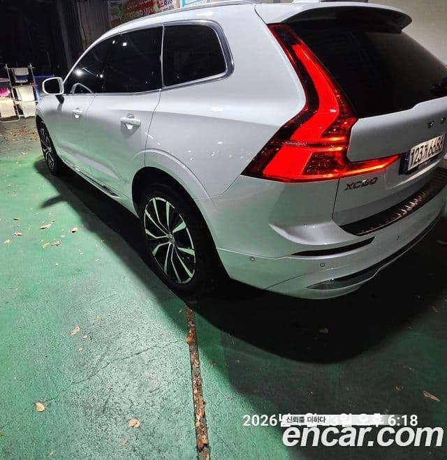 Volvo XC60 2세대 B6 Ultimate Bright, 2023 6