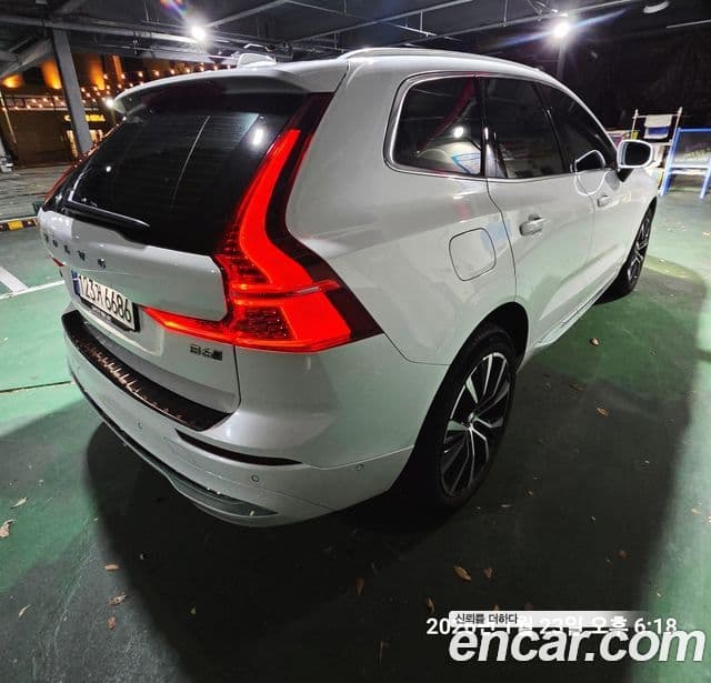 Volvo XC60 2세대 B6 Ultimate Bright, 2023 8