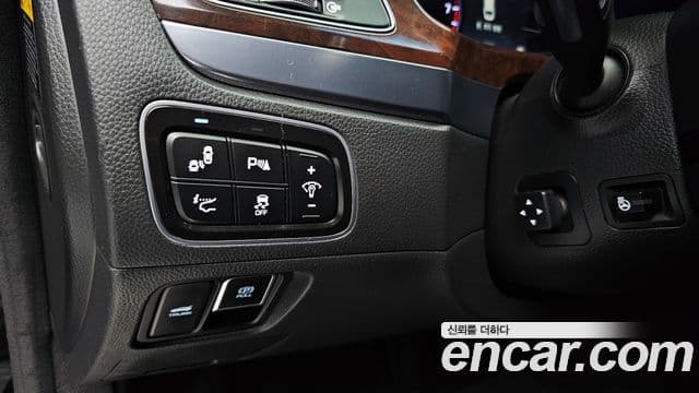 Hyundai Equus(новый кузов / новое поколение) Exclusive, 2014 13