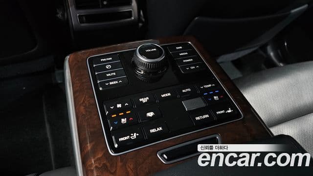Hyundai Equus(новый кузов / новое поколение) Exclusive, 2014 19