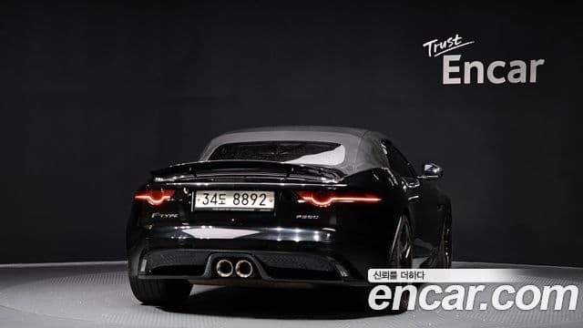 Jaguar F-TYPE X152, 2019 4