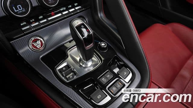 Jaguar F-TYPE X152, 2019 9