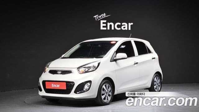 Kia All New Morning Deluxe Trendy, 2015 1