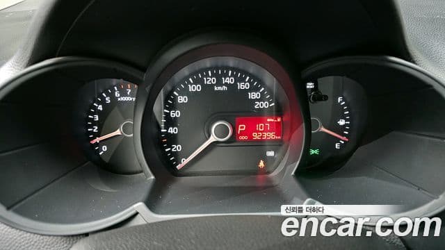 Kia All New Morning Deluxe Trendy, 2015 8