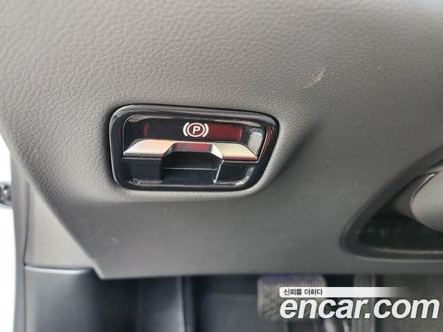 Mercedes-Benz E-класс W214 Avantgarde, 2025 10