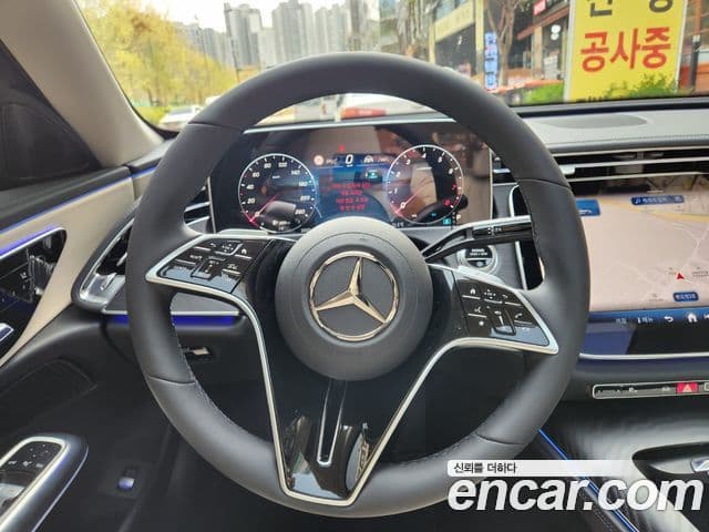 Mercedes-Benz E-класс W214 Avantgarde, 2025 11