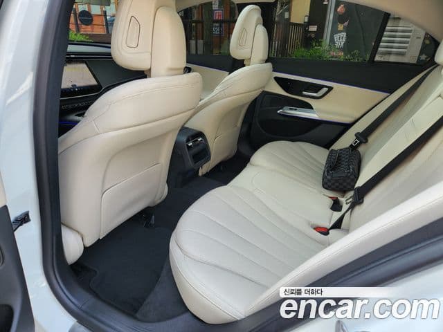 Mercedes-Benz E-класс W214 Avantgarde, 2025 15