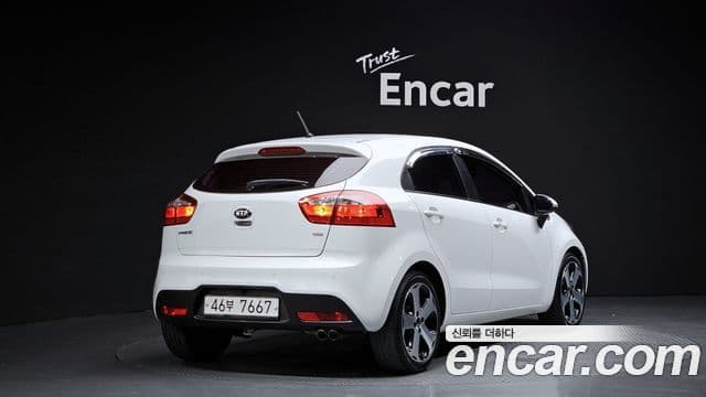 Kia All New Pride Prestige, 2014 2