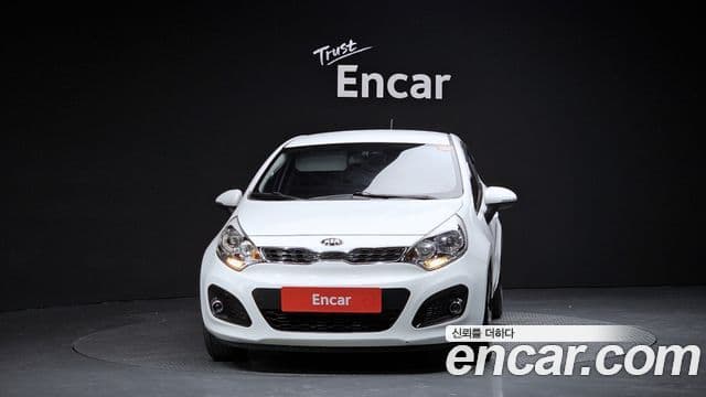 Kia All New Pride Prestige, 2014 3