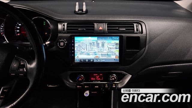 Kia All New Pride Prestige, 2014 15