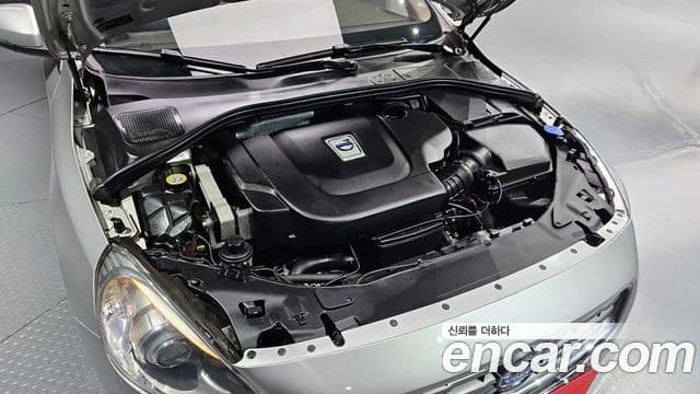 Volvo S60 2세대, 2011 6