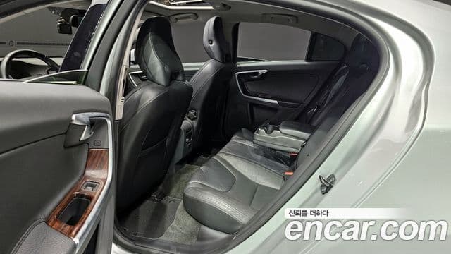 Volvo S60 2세대, 2011 12