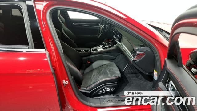 Porsche Panamera (971) 4.0 GTS, 2020 11