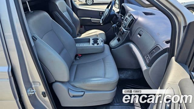 Hyundai The / новый New Grand Starex Smart, 2018 10