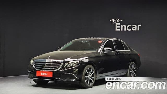 Mercedes-Benz E-класс W213 Exclusive, 2020 1