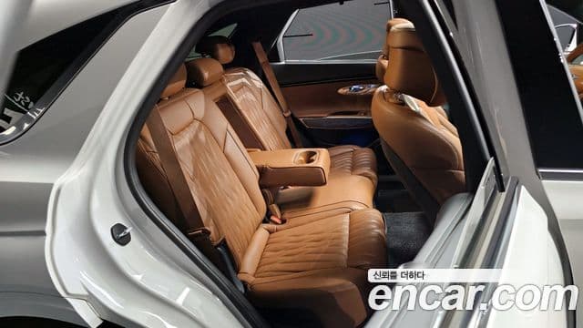 Genesis GV70, 2023 12