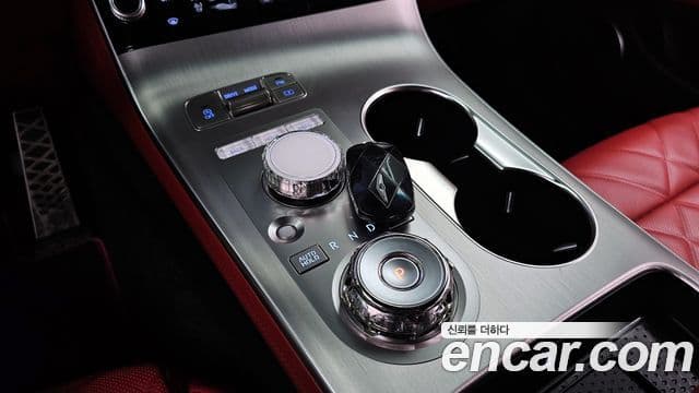 Genesis GV70, 2025 9