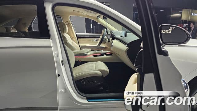 Genesis GV70, 2023 10