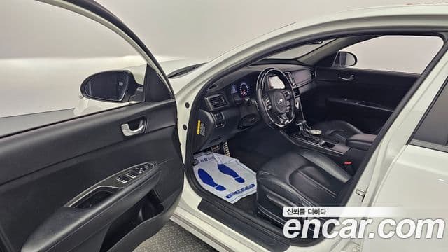 Kia K5 2세대 Luxury, 2016 10
