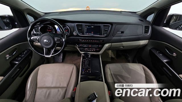 Kia All New Carnival Luxury, 2017 7