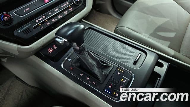 Kia All New Carnival Luxury, 2017 9