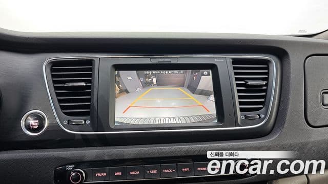 Kia All New Carnival Luxury, 2017 17