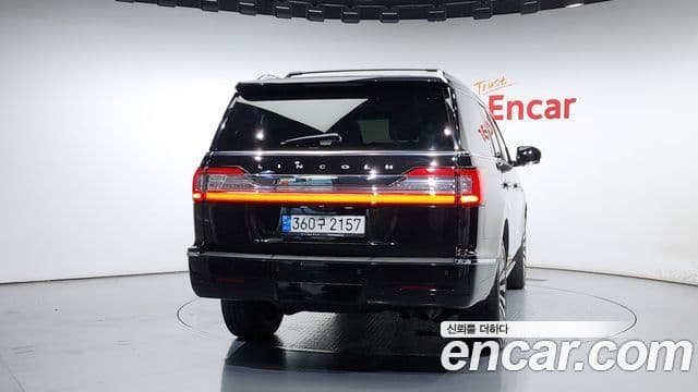 Lincoln Navigator 4세대 3.5L, 2021 4
