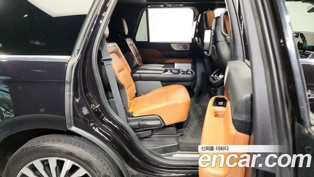 Lincoln Navigator 4세대 3.5L, 2021 12