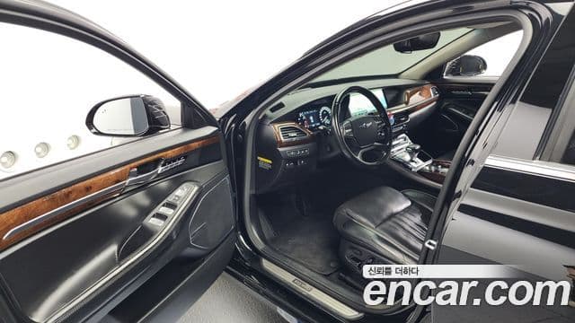 Genesis EQ900 Prestige, 2017 10