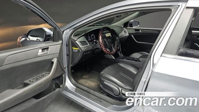 Hyundai LF Sonata Modern, 2015 11