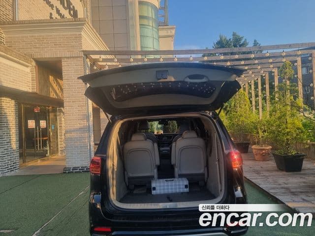 Kia The / новый New Carnival Prestige, 2019 все фото