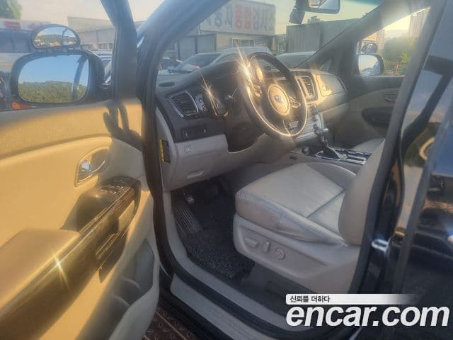 Kia The / новый New Carnival Prestige, 2019 12