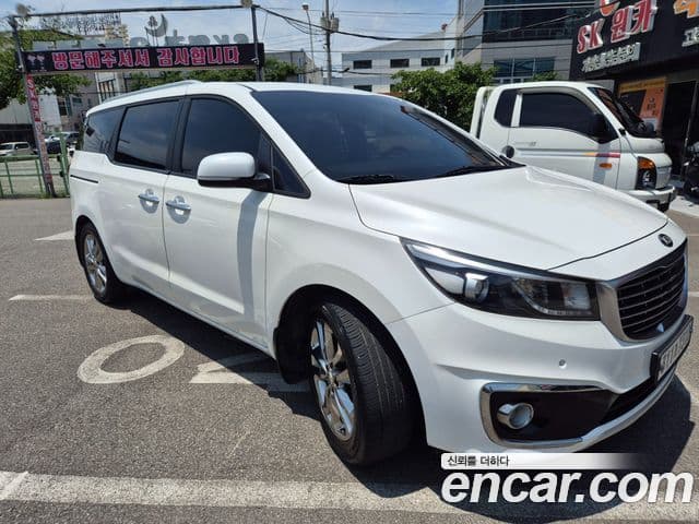 Kia All New Carnival Prestige, 2016 3