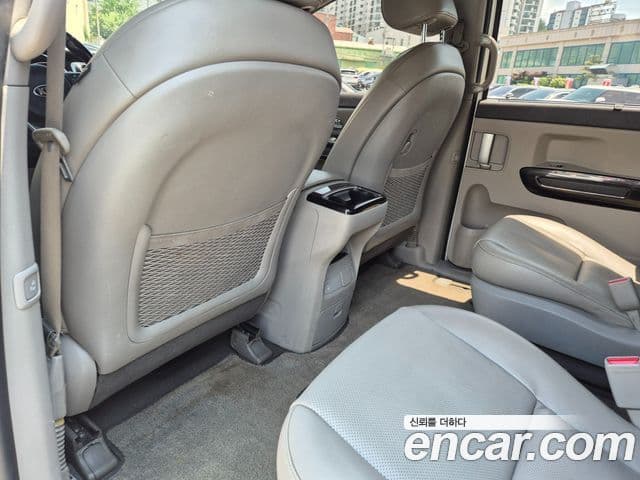Kia All New Carnival Prestige, 2016 8