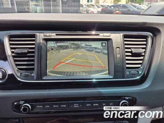 Kia All New Carnival Prestige, 2016 17