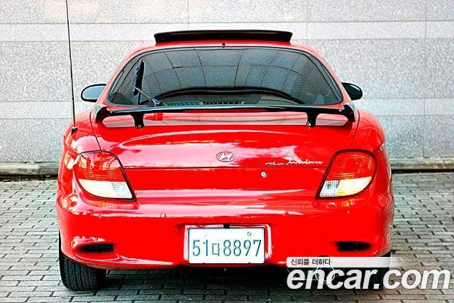 Hyundai 티뷰론 люксовая версия, 2001 7