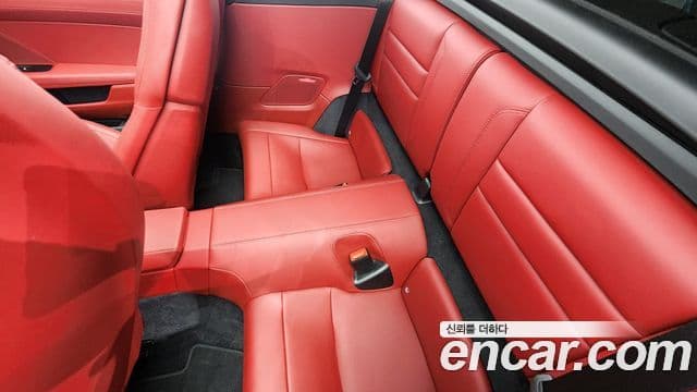 Porsche 911 (992) Carrera 4 кабриолет, 2024 12