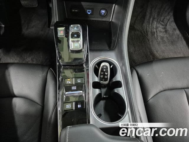 Hyundai Sonata (DN8) Premium Family, 2021 9
