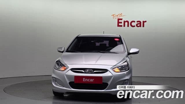 Hyundai Accent(новый кузов / новое поколение) Premier, 2012 3