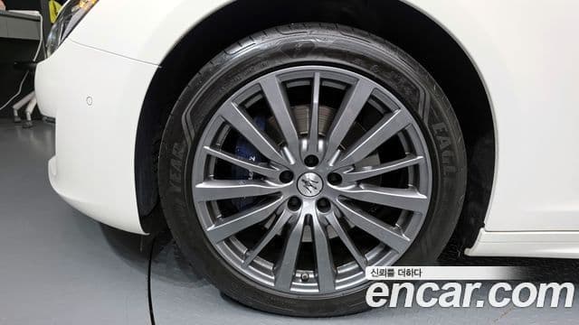 Maserati 기블리 3세대, 2022 все фото