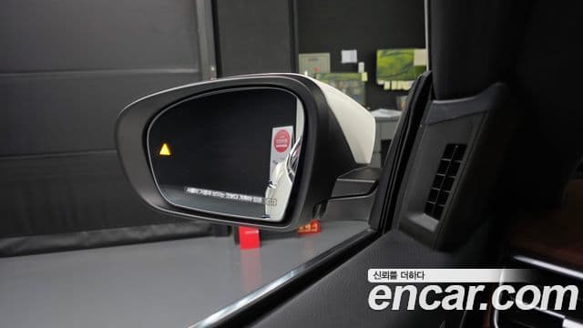 Maserati 기블리 3세대, 2022 17