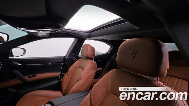 Maserati 기블리 3세대, 2022 19