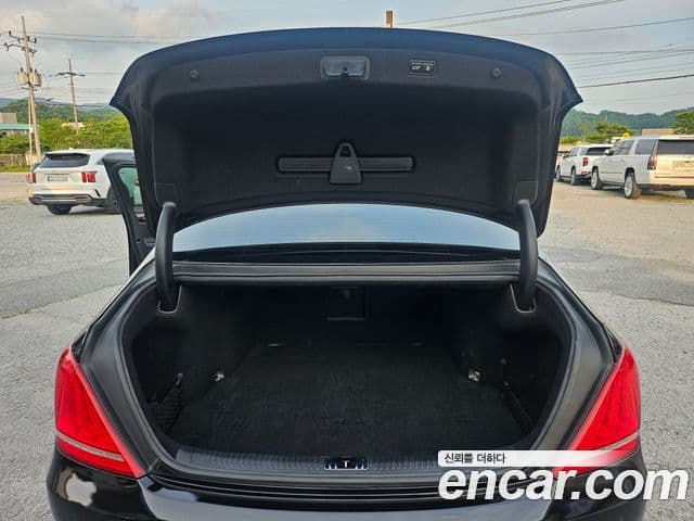 Genesis EQ900 Premium Luxury, 2018 17