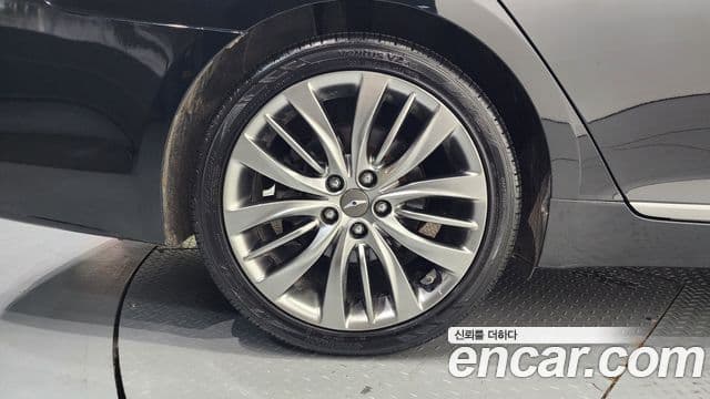 Genesis G80 Premium Luxury, 2017 все фото