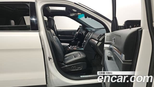 Ford Explorer 5세대, 2017 11