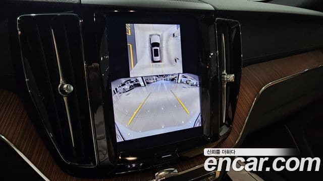 Volvo XC60 2세대 T8 Ultra Bright, 2025 15